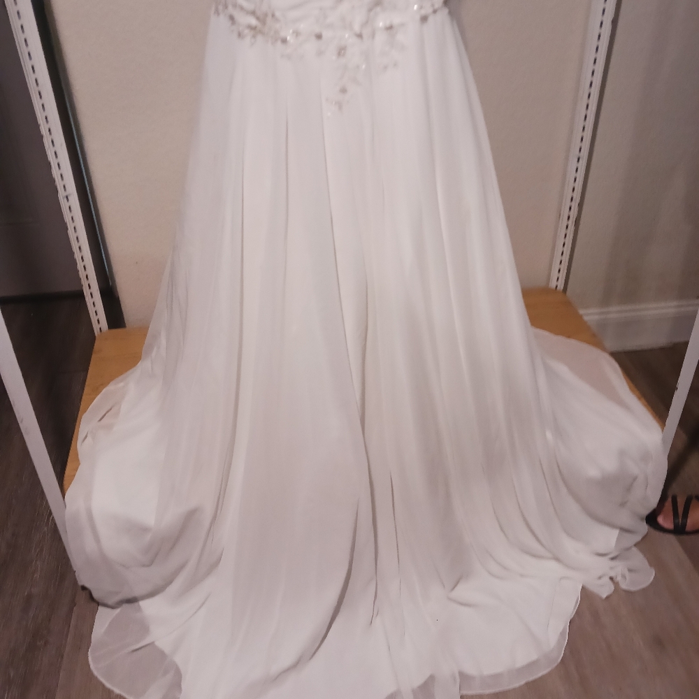 David's bridal wedding dress, size 14, white